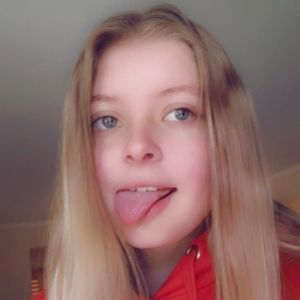 Meet your Posher, Cierra